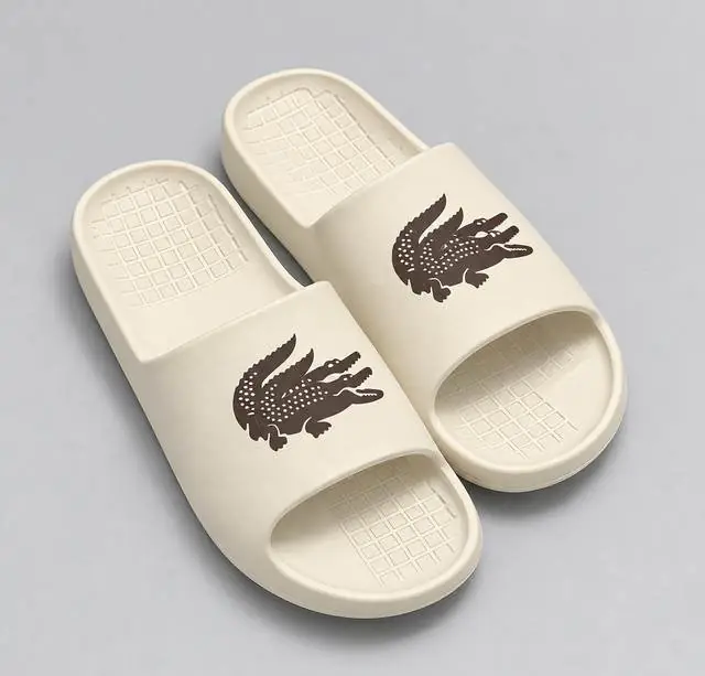 Chanclas Lacoste Crema / Marrón